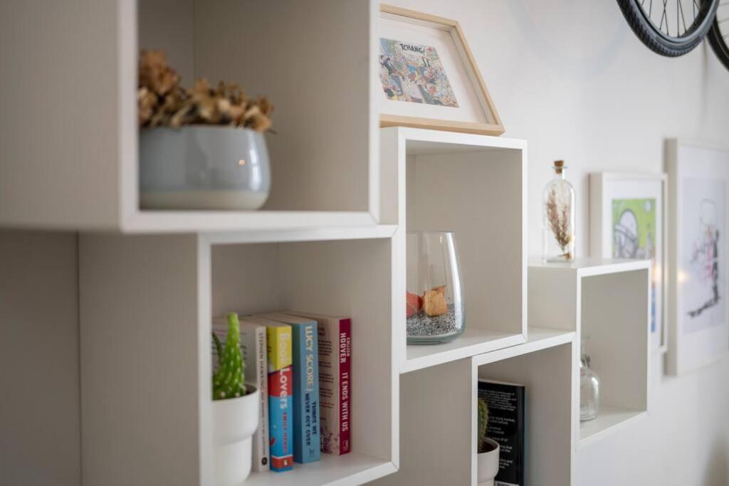 Superb 3 Bedroom & 3 Bathroom Duplex In Brussels City Centre Kültér fotó
