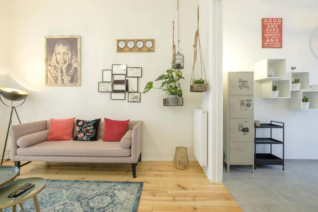 Superb 3 Bedroom & 3 Bathroom Duplex In Brussels City Centre Kültér fotó